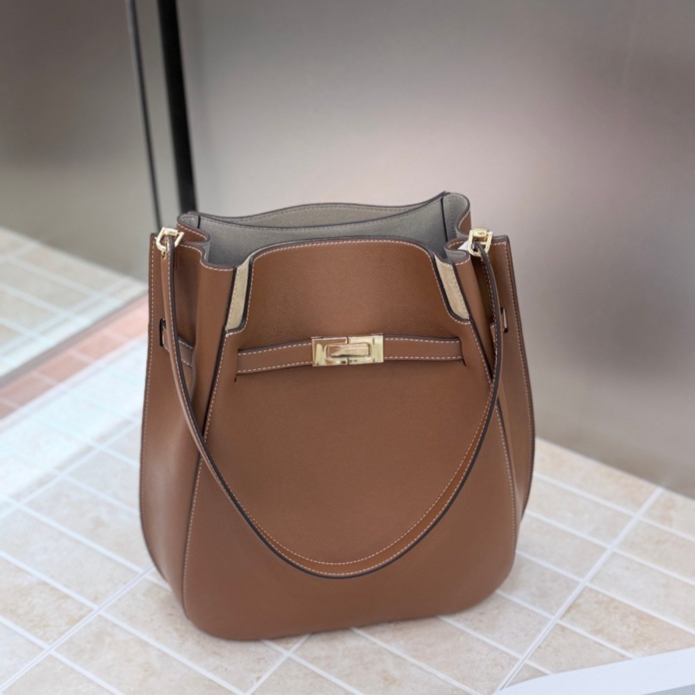 Luxury Bags Leather - กระเป๋าทรงบัคเก็ตใหม่ สไตล์ Old Money ความจุขนาดใหญ่ กระเป๋าถือที่มีเอกลักษณ์เฉพาะตัว